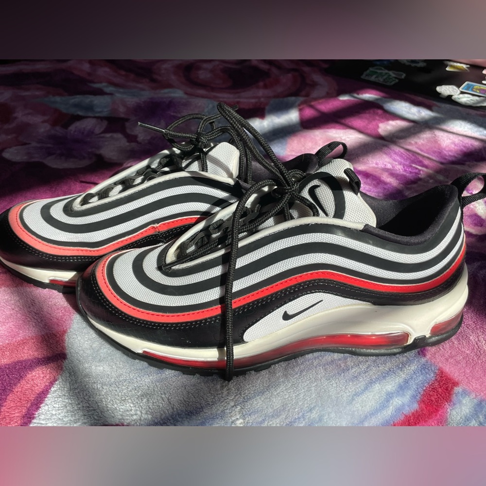 Nike Air Max with black, white, and red, stripes! #Nike #AirMax